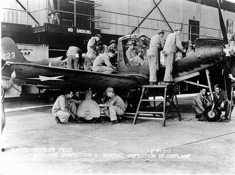 File:Keesler Flight Mechanic Tng (1).jpg