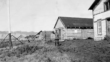 File:Fort Norman RCMP Post 1925.jpg