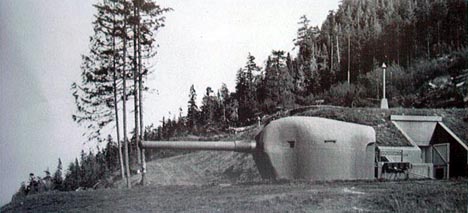 File:CpHaydenBattery249 Gun 2.jpg