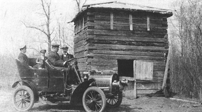 File:Edgerton Winnett Day at Fort Ethier, 1905.jpg