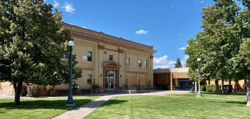 File:Minidoka County Courthouse.jpeg
