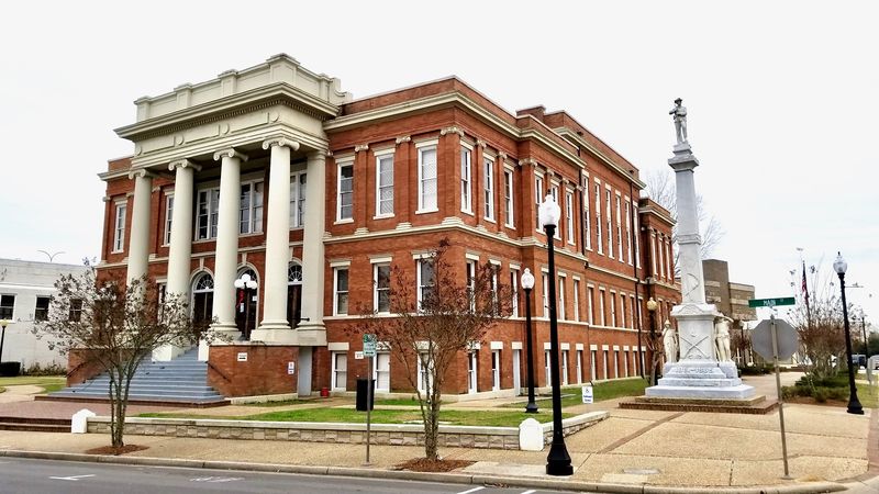 File:Forrest County Courthouse.jpg