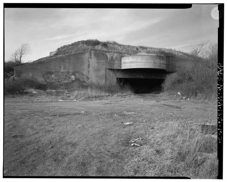 File:Fort Rodman Battery Millikin.jpg