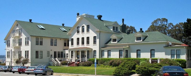 File:Building 201, Fort Mason.JPG