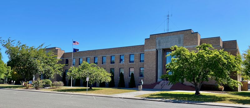 File:Tillamook County Courthouse OR.jpeg