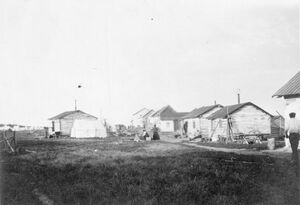 Fort Good Hope Houses1927.jpg