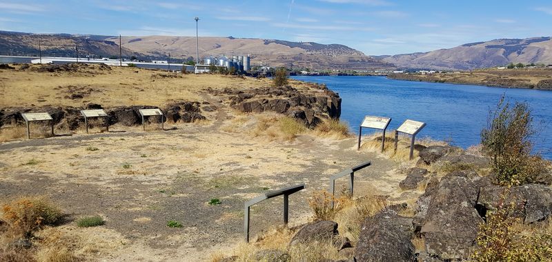 File:Rock Fort Camp Site.jpg