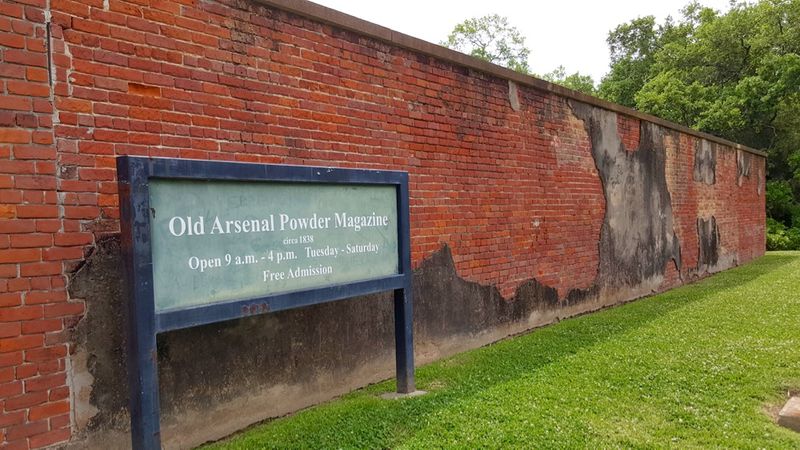 File:Baton Rouge Arsenal Outer Wall.jpg