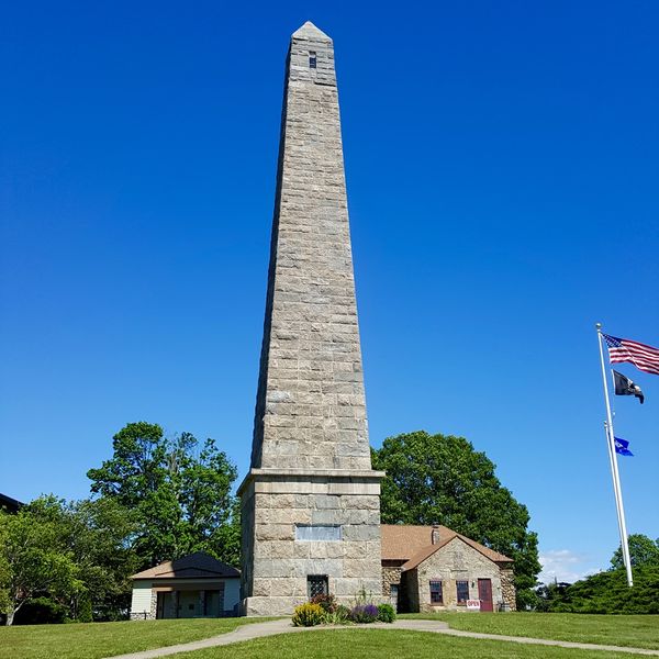 File:Ft Griswold Monument.jpg