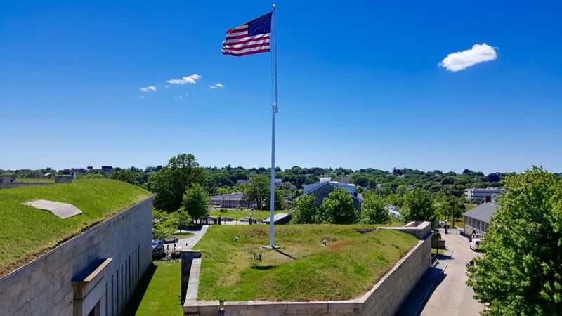 File:Fort Turmbull Ravelin-2.jpg