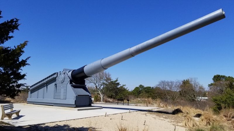 File:Fort Miles 16" Gun.jpg