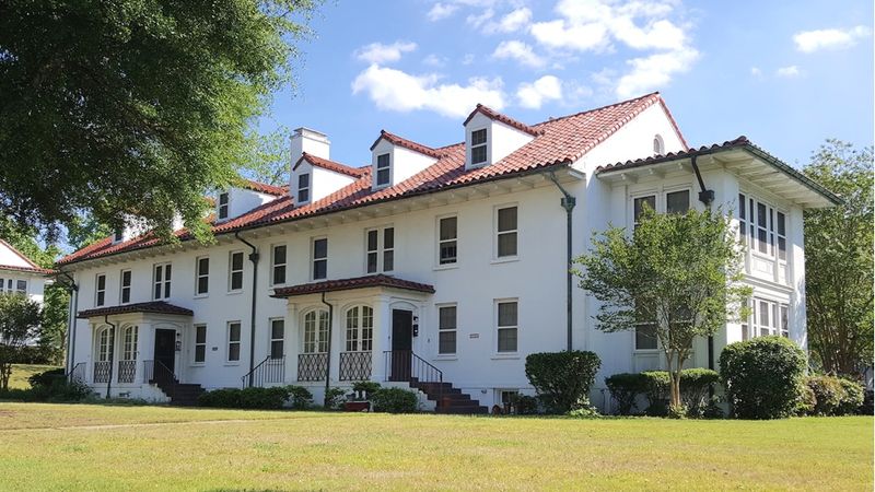 File:Ft Benning Family Qtrs.jpg