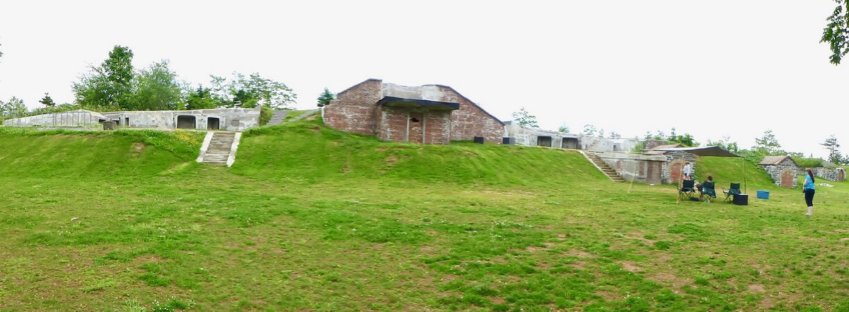 Cambridge Battery 6" Gun Emplacements.