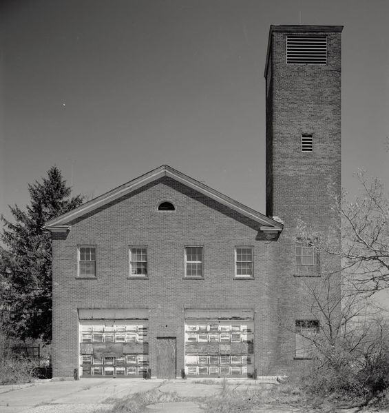 File:Raritan Arsenal Fire Station 380920pu.jpg