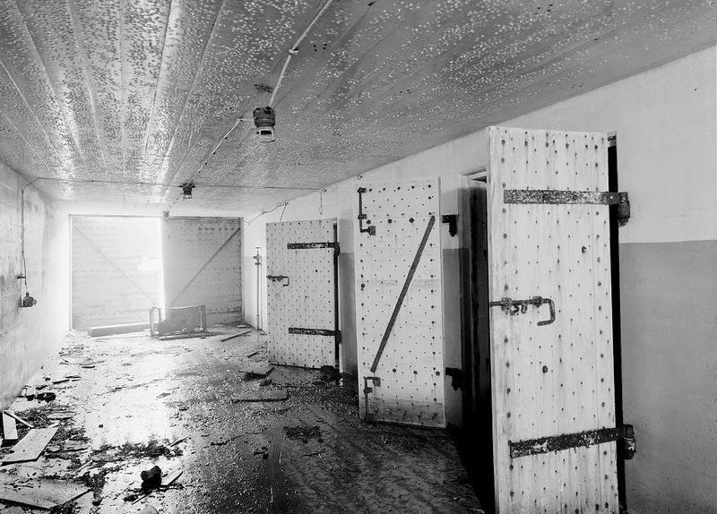 File:Fort Schwatka Battery 402 Mag (1).jpg