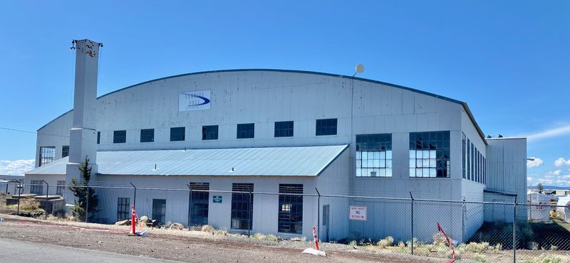 File:Redmond AAF WWII Hanger.jpeg