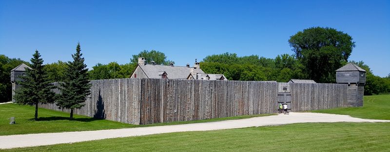 File:Fort Gibraltrar Exterior.jpg