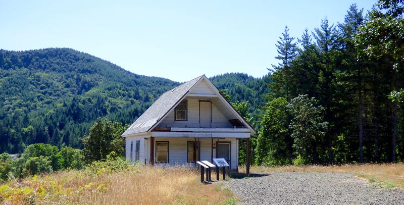 File:Fort Hoskins15-14.jpg