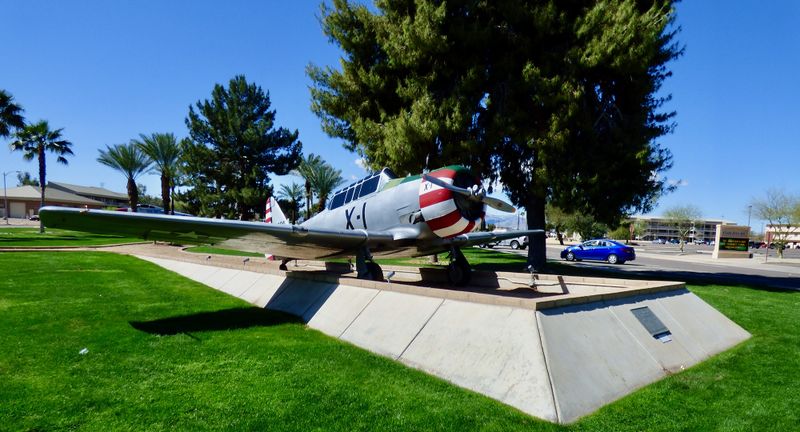 File:Luke AFB-AT-6.jpeg